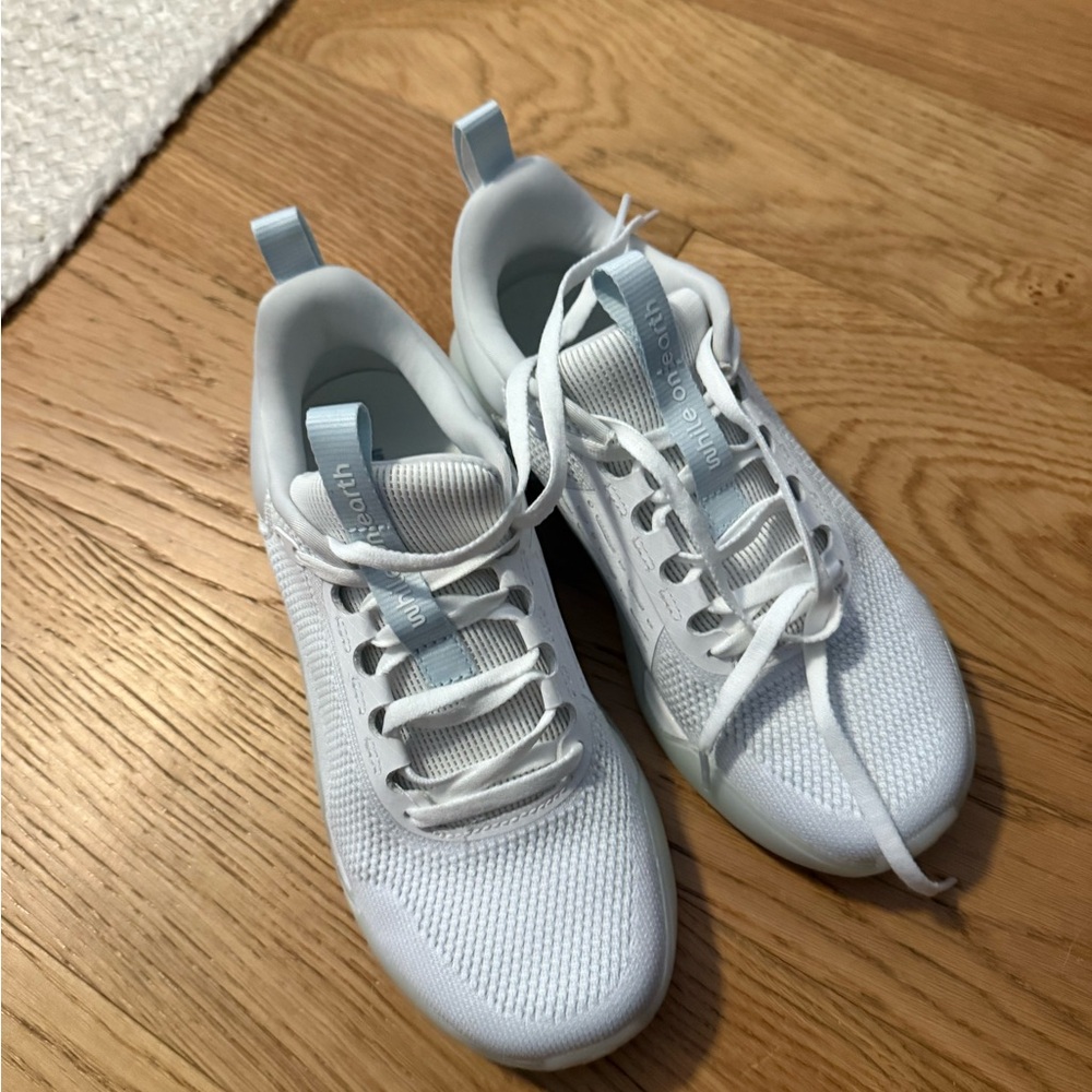 While On Earth Women's White Sneakers Size 7 Worn Once